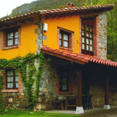 La Rotella, Calma Al Lado De Onís מראה חיצוני תמונה